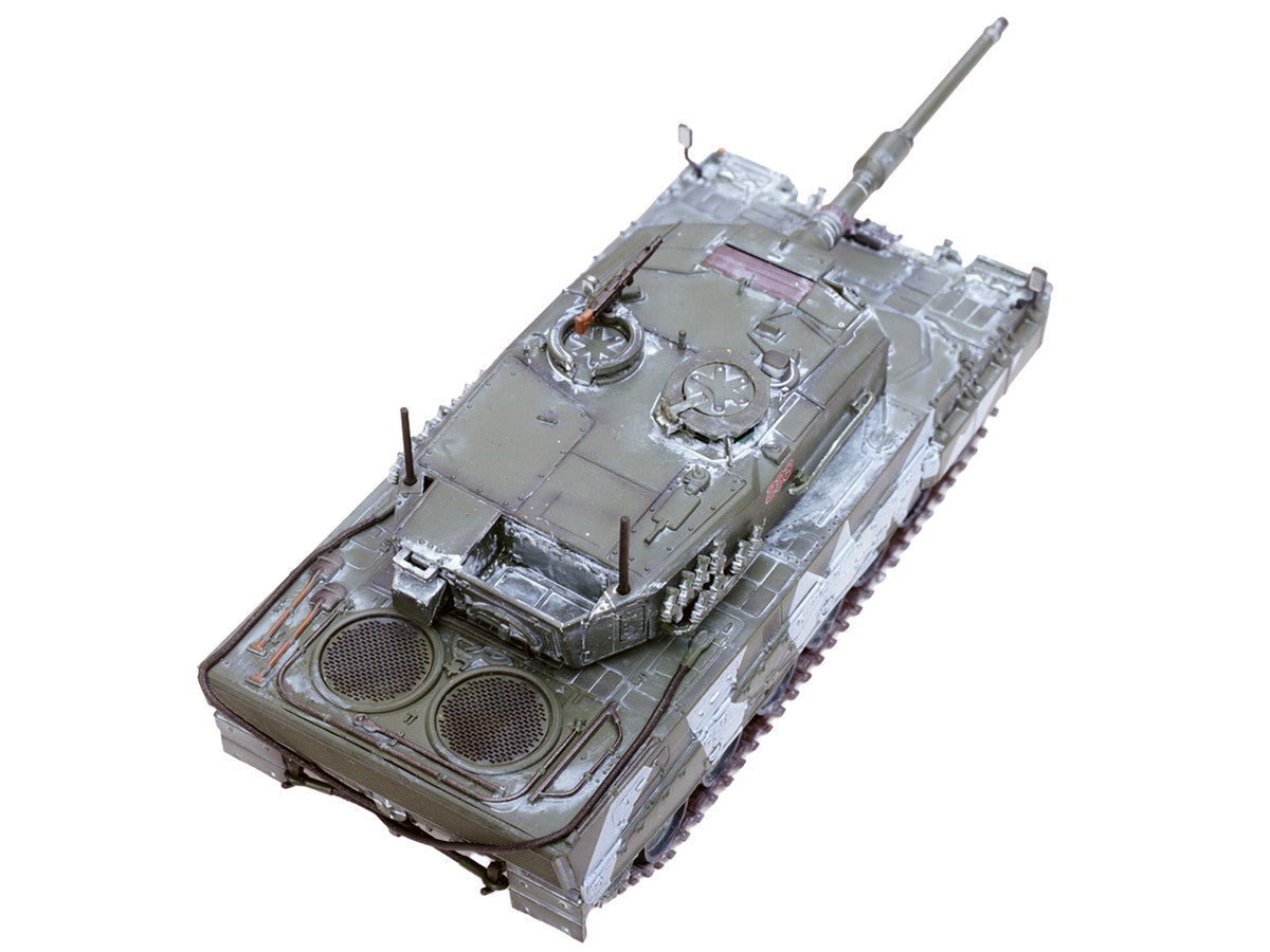 Leopard 2A4 Main Battle Tank with Snorkel "Winter Camouflage" Norwegian Army "Armor Premium" Series 1/72 Diecast Model by Panzerkampf Panzerkampf