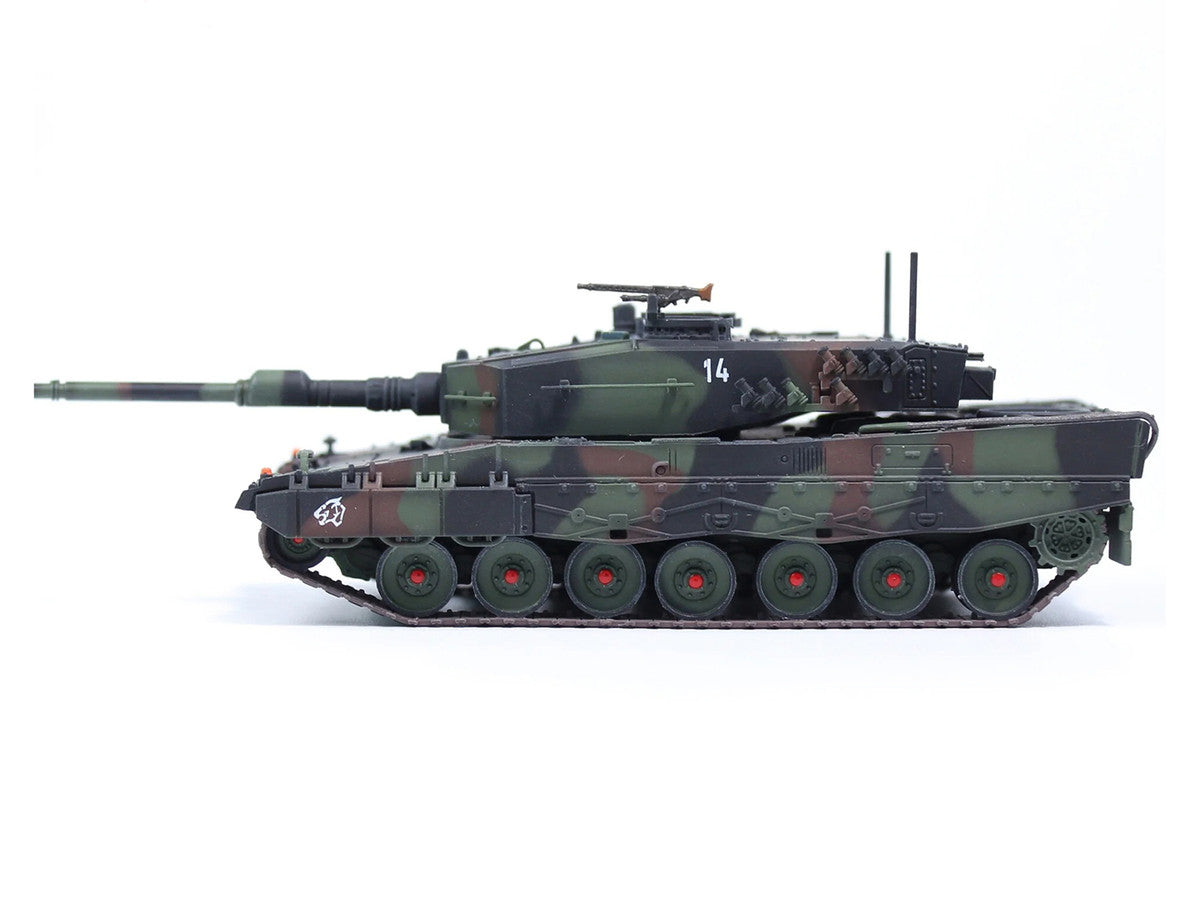 Leopard 2A4 Main Battle Tank "Pz.87 13th Pz Btn Steel Army Parade Thun Switzerland" (2006) Swiss Army "Armor Premium" Series 1/72 Diecast Model by Panzerkampf Panzerkampf