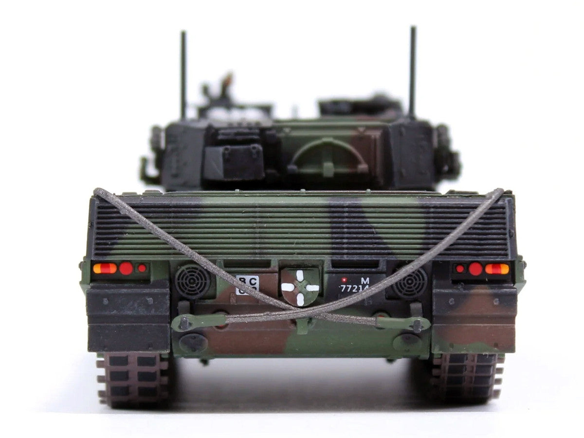 Leopard 2A4 Main Battle Tank "Pz.87 13th Pz Btn Steel Army Parade Thun Switzerland" (2006) Swiss Army "Armor Premium" Series 1/72 Diecast Model by Panzerkampf Panzerkampf