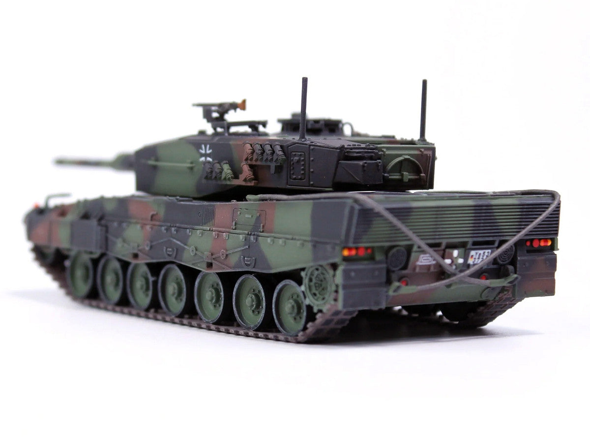 Leopard 2A4 Main Battle Tank "Bundeswehr 361st Panzer Battalion Certain Challenge West Germany" (1988) West German Army "Armor Premium" Series 1/72 Diecast Model by Panzerkampf Panzerkampf