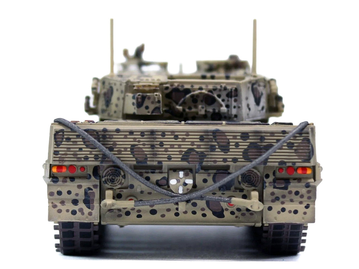 Leopard 2A4 Main Battle Tank "Jaguar Scheme" Austrian Army "Armor Premium" Series 1/72 Diecast Model by Panzerkampf Panzerkampf