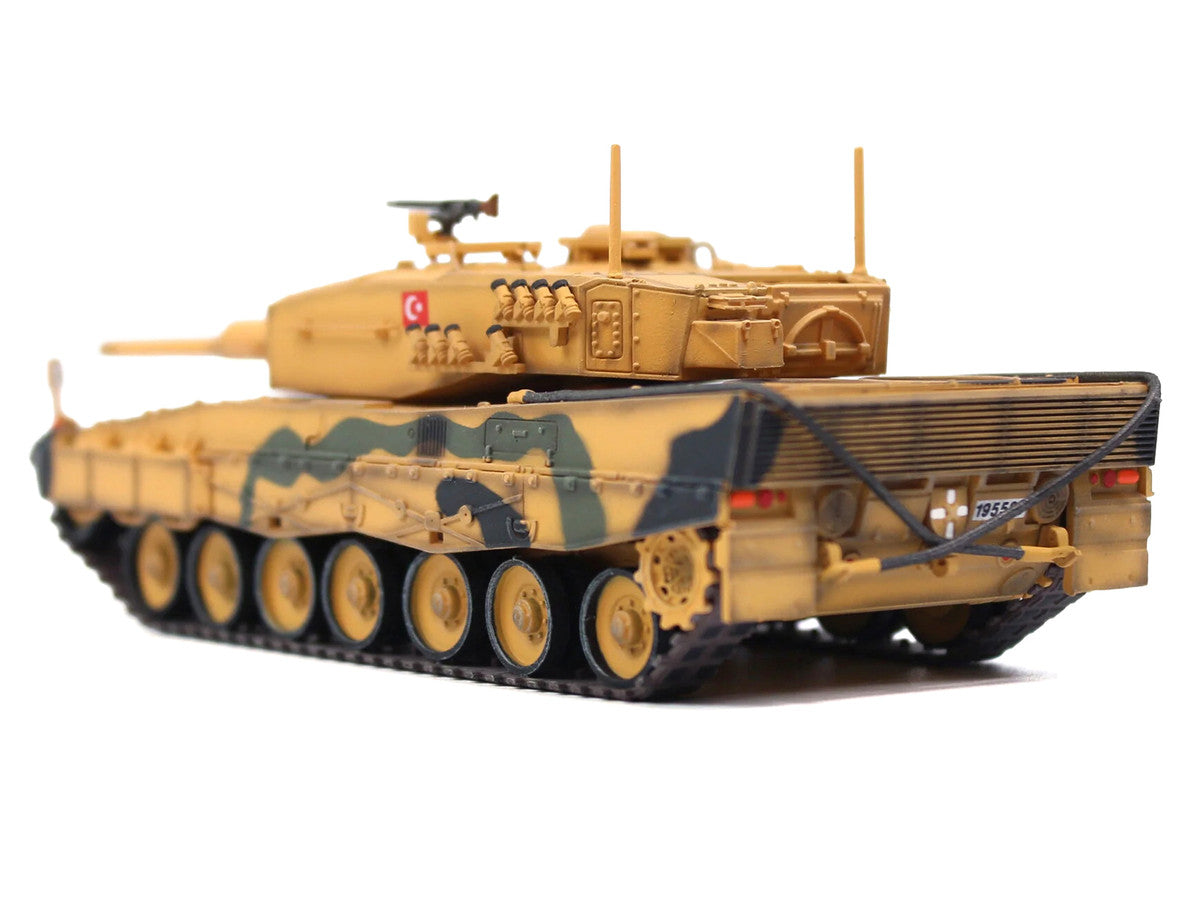Leopard 2A4 Main Battle Tank "Desert Camouflage 2nd Cavalry Armored Brigade Turkey-Syrian Border" (2016) Turkish Army "Armor Premium" Series 1/72 Diecast Model by Panzerkampf Panzerkampf