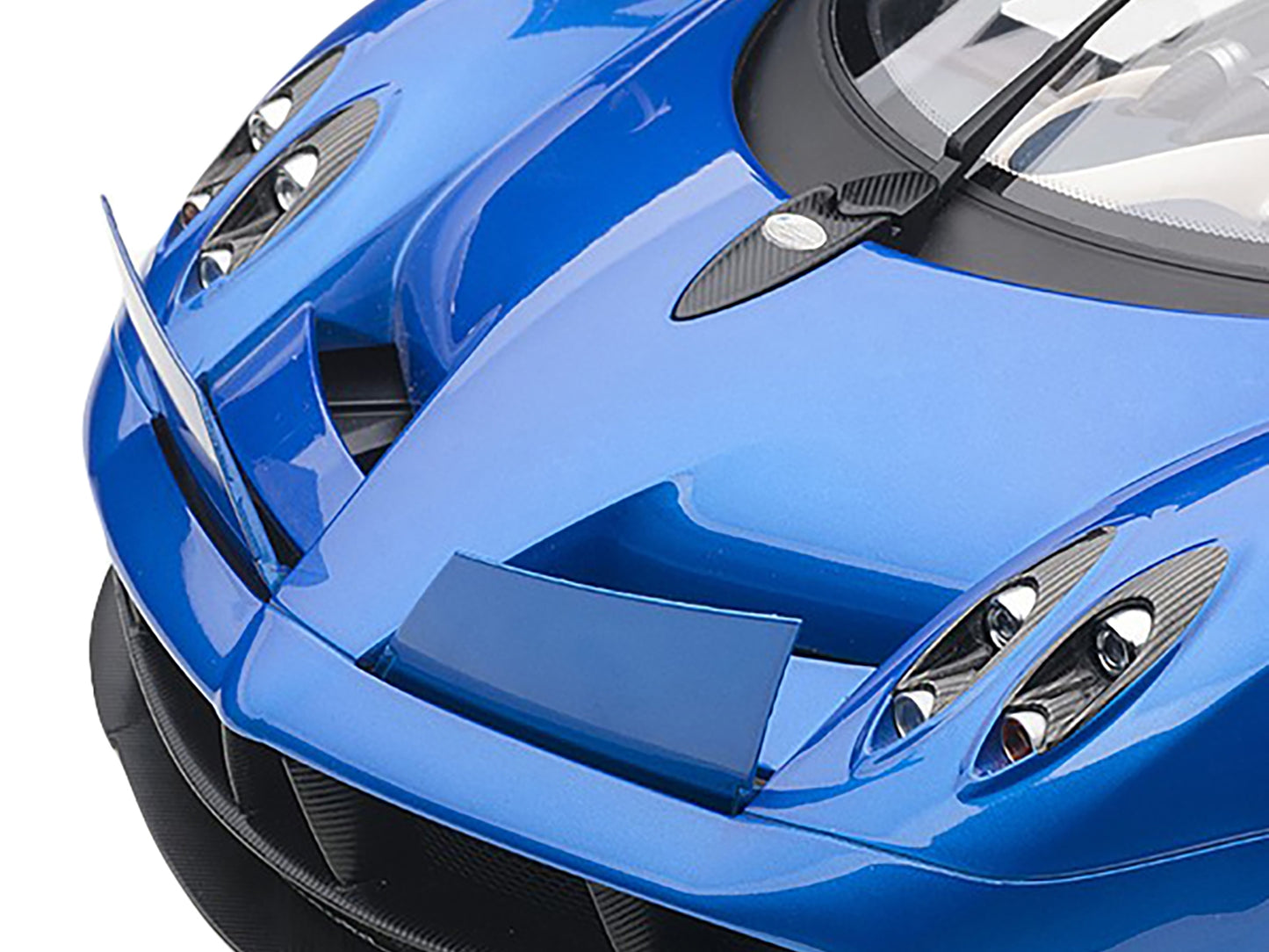 Pagani Huayra Metallic Blue with Black Top and Silver Wheels 1/12 Model Car by Autoart