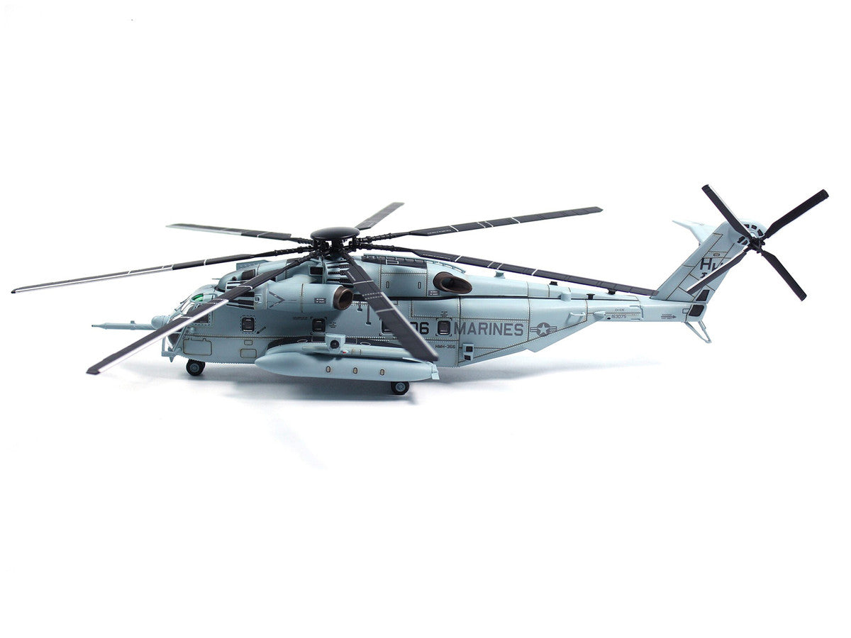 Sikorsky CH-53E Super Stallion Helicopter #06 "163075 HMH-366 Hammerheads Exercise Trident Juncture Vinnu Norway" (2018) United States Marine Corps 1/72 Diecast Model by Panzerkampf Panzerkampf