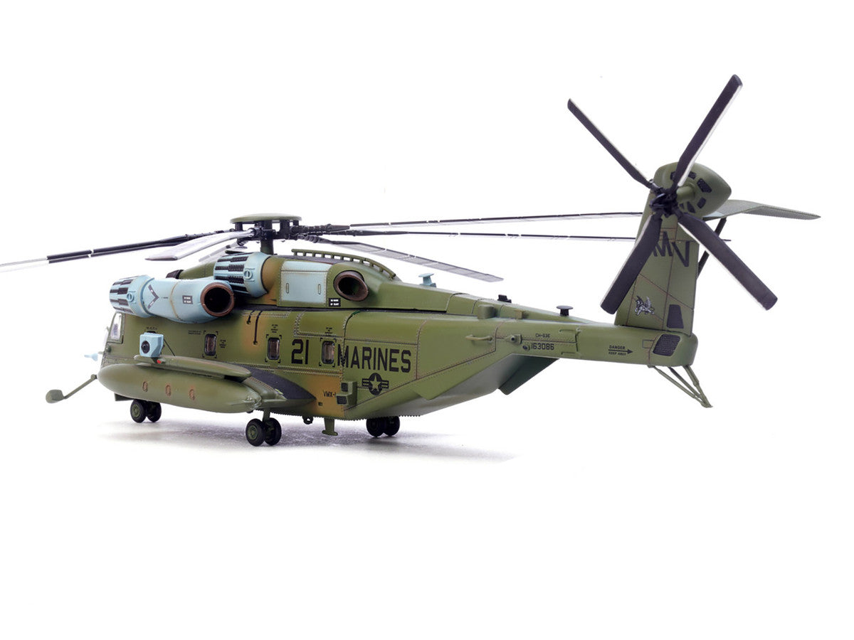 Sikorsky CH-53E Super Stallion Helicopter #21 "163086 VMX-1 MCAS Yuma" (2021) United States Marine Corps 1/72 Diecast Model by Panzerkampf-2