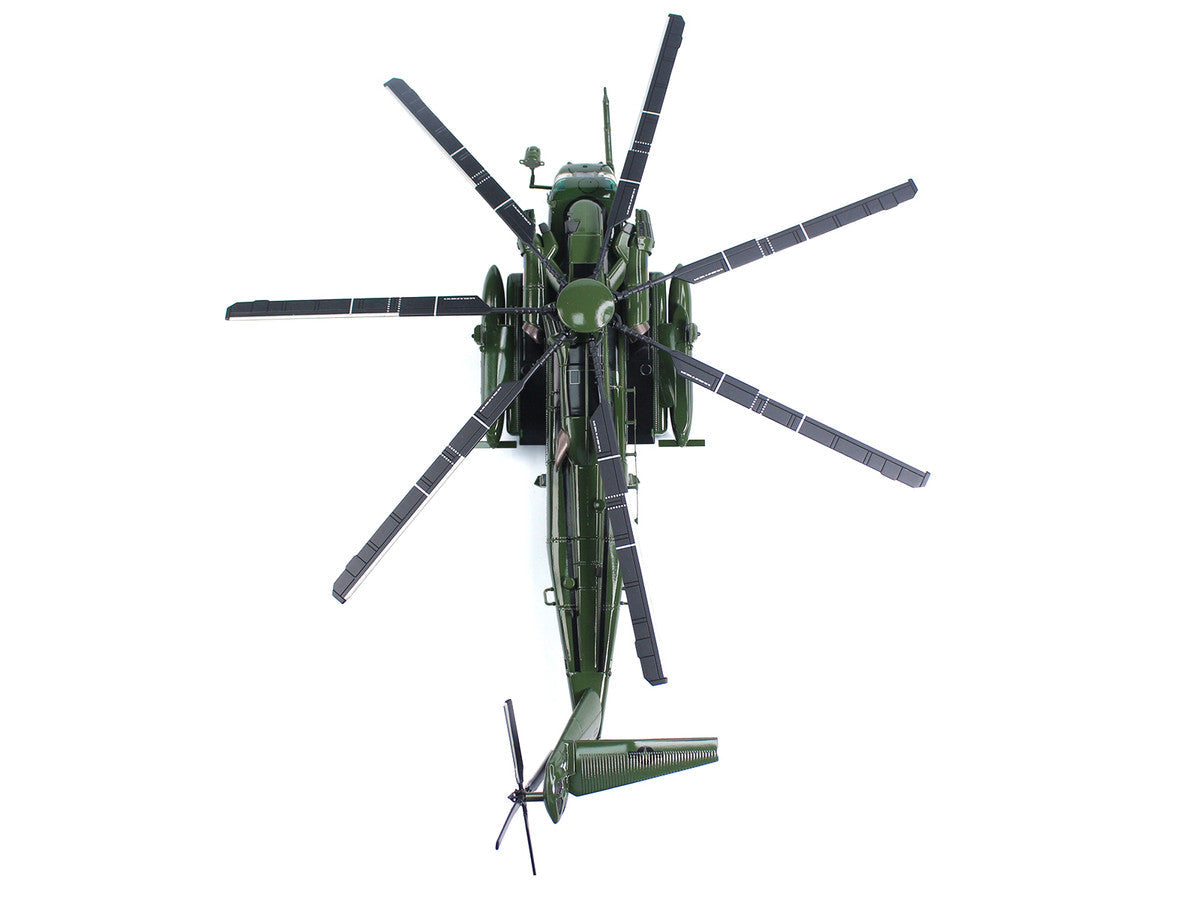 Sikorsky CH-53E Sea Stallion Helicopter #32 "HMX-1 Nighthawks MCAS Quantico VA" United States Marine Corps 1/72 Diecast Model by Panzerkampf Panzerkampf