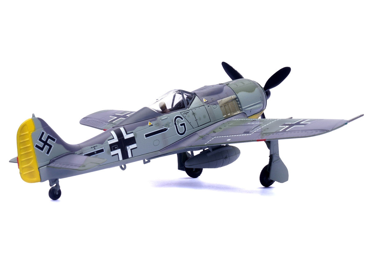 Focke-Wulf Fw 190A Aircraft "14-Victory Ace Hauptmann Wilhelm Gath Stab/JG 26 Schlageter France" (1942) German Luftwaffe 1/72 Diecast Model Airplane by Legion Legion