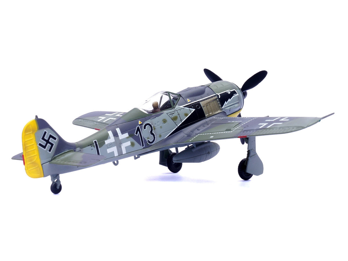 Focke-Wulf Fw 190A Aircraft "Black 13 8./JG 2 Richthofen France" (1943) German Luftwaffe 1/72 Diecast Model Airplane by Legion Legion