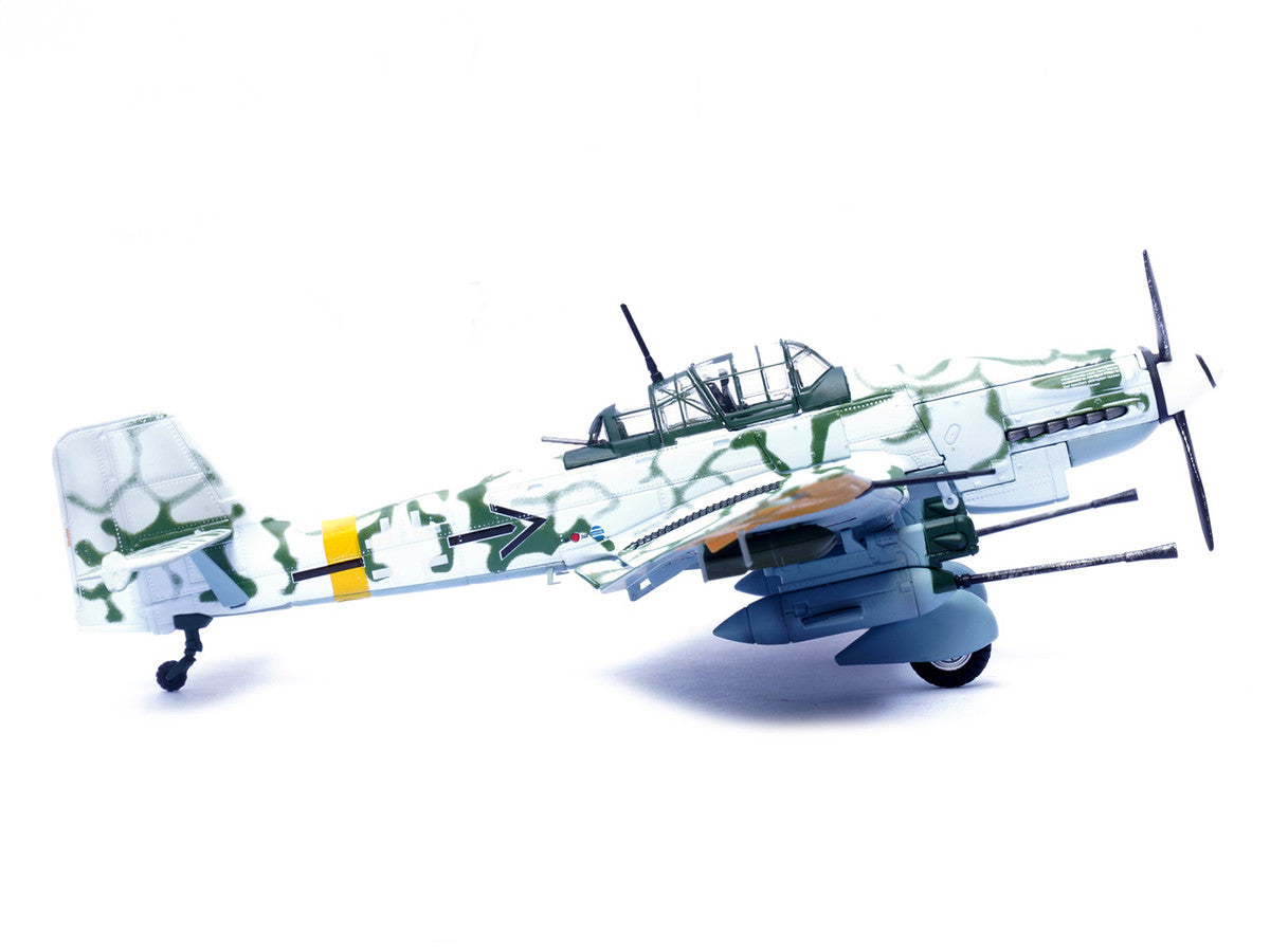 Junkers Ju 87G2 Stuka Bomber Aircraft "10.(Pz)/SG 2 Immelmann Markisch Friedland Pomerania" (1945) German Luftwaffe "Wing" Series 1/72 Diecast Model by Panzerkampf Panzerkampf