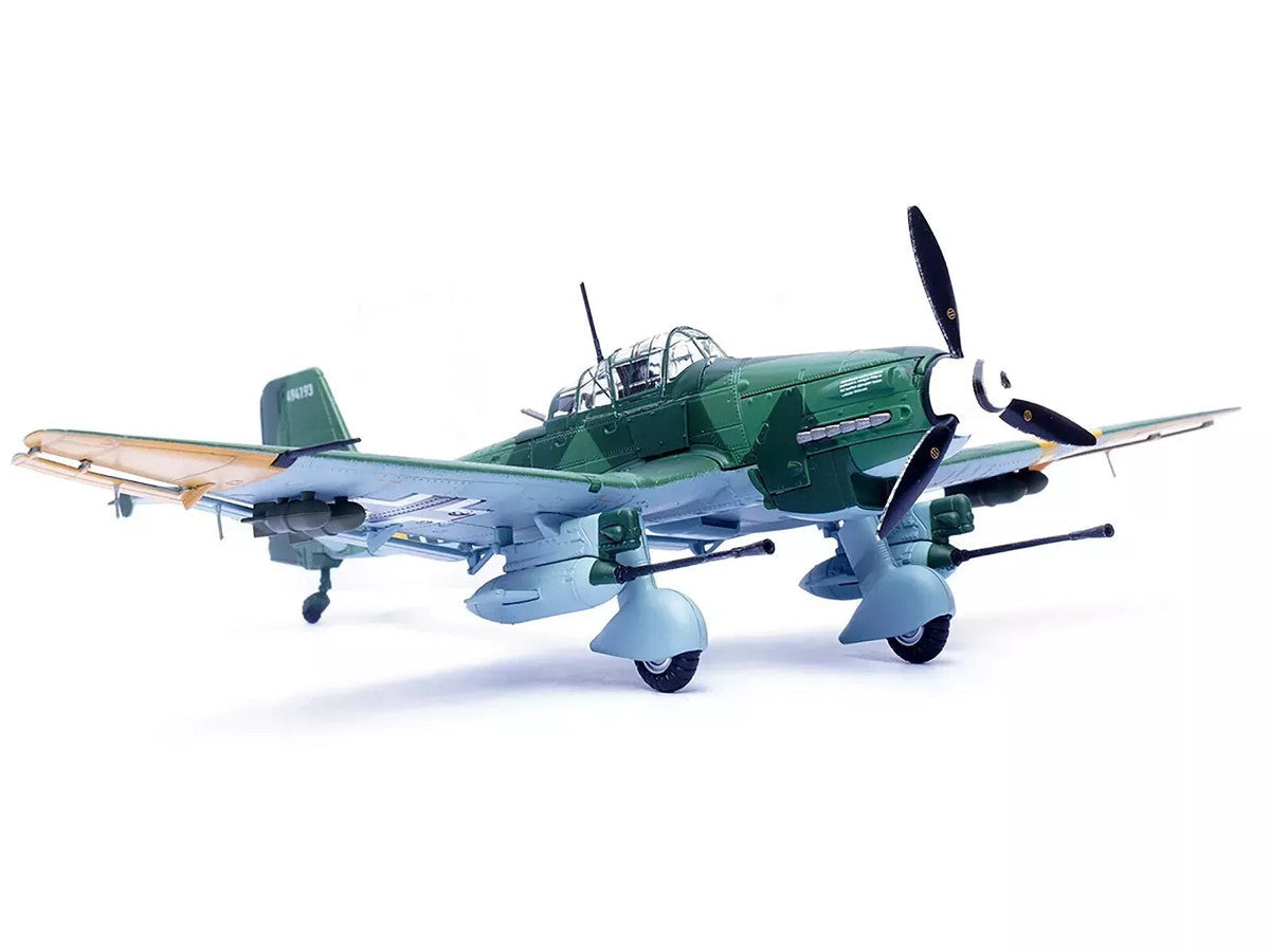 Junkers Ju 87G2 Stuka Bomber Aircraft "10.(Pz)/SG 2 Immelmann Oberst Hans-Ulrich Rudel Slovakia" (1944) German Luftwaffe "Wing" Series 1/72 Diecast Model by Panzerkampf Panzerkampf
