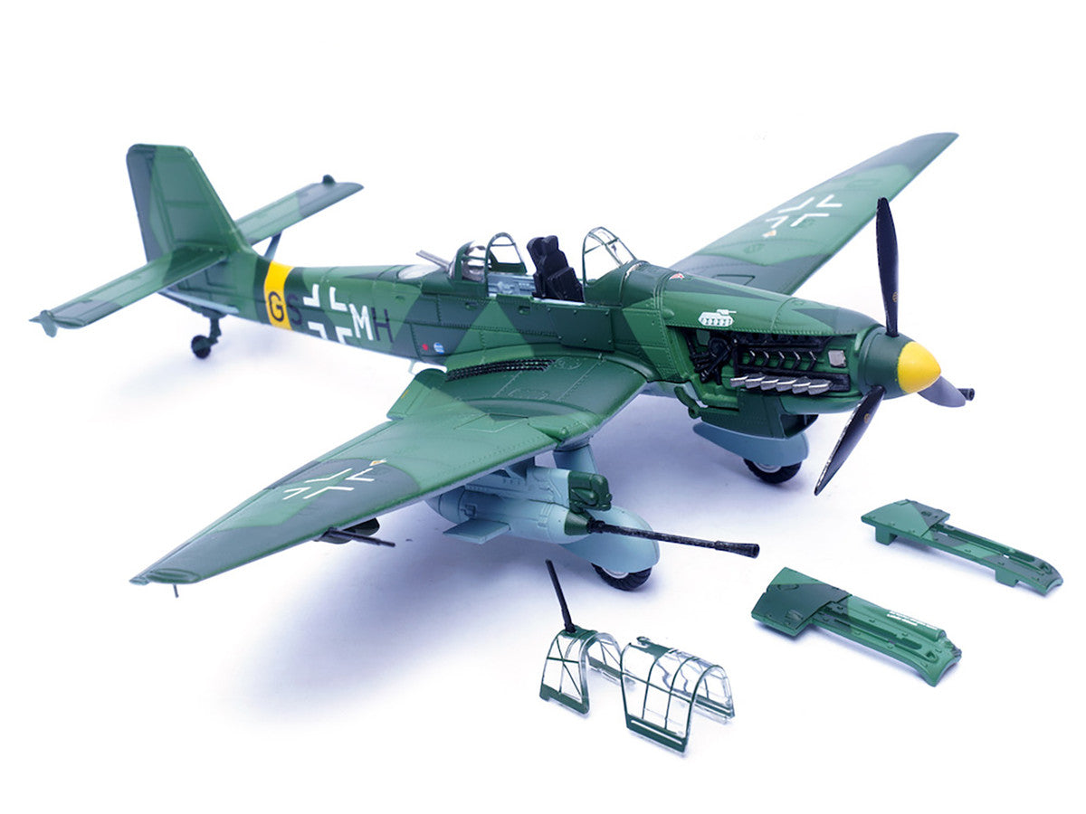 Junkers Ju 87G1 Stuka Bomber Aircraft "10.(Pz)/SG 2 Immelmann GS+MH Dubno Ukraine" (1944) German Luftwaffe "Wing" Series 1/72 Diecast Model by Panzerkampf Panzerkampf