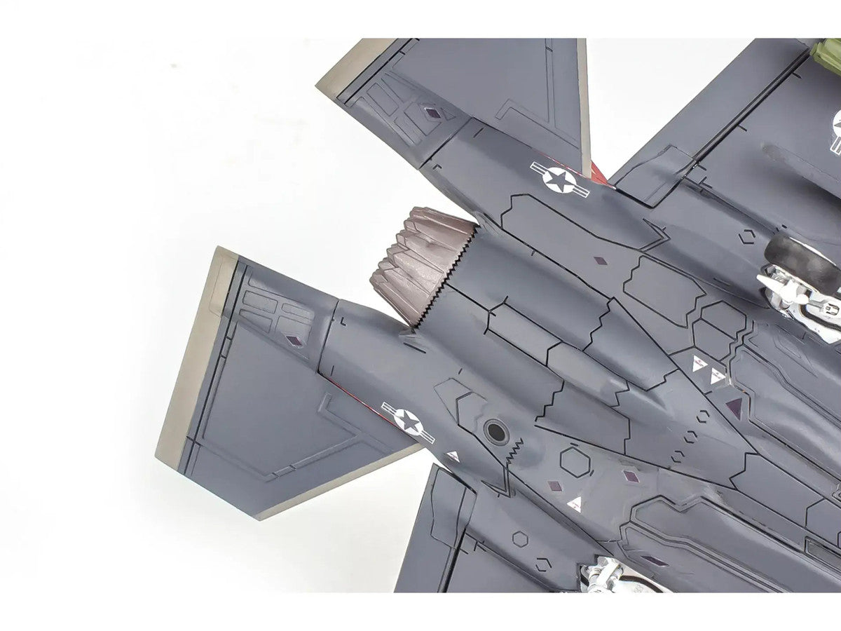 Level 4 Model Kit Lockheed Martin F-35A Lightning II Aircraft 1/72 Scale Model by Revell-1