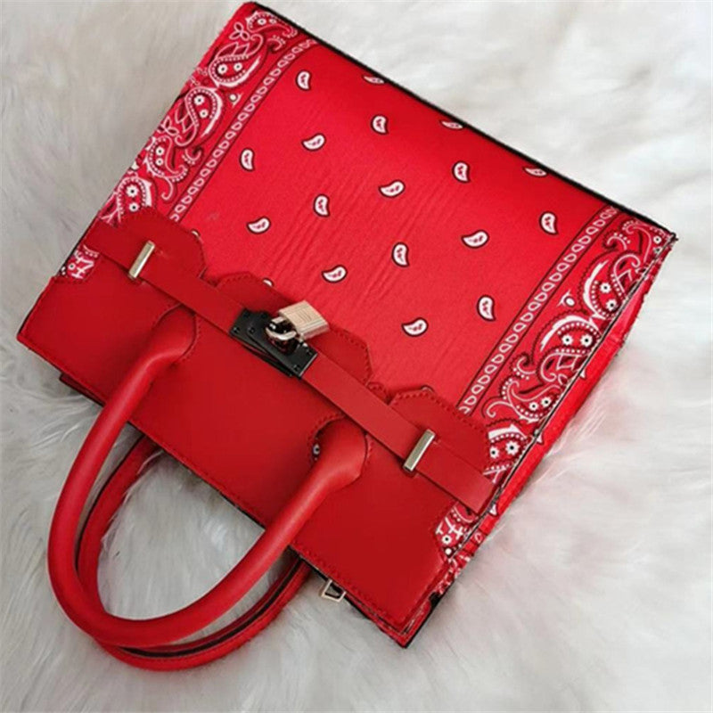 Chic & Sophisticated Shoulder Bag – Minimalist Elegance for Modern Women LadyShow.Store