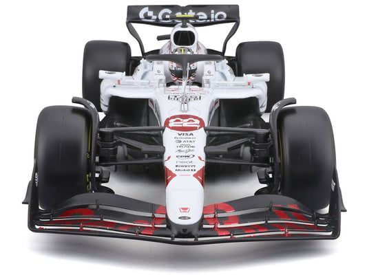 Red Bull Racing RB21 #22 Yuki Tsunoda "Oracle" Formula One F1 "Japanese GP" (2025) "Race" Series 1/18 Diecast Model Car by Bburago Bburago