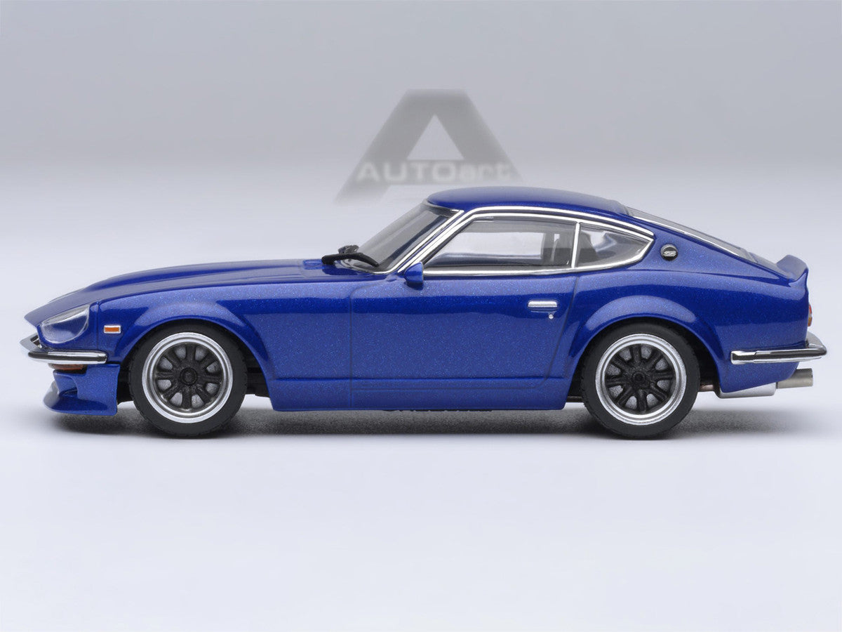 Nissan Fairlady Z RHD (Right Hand Drive) "Akuma No Z" Blue Metallic "Wangan Midnight - Comic #4 Version" Manga 1/64 Model Car by Autoart Autoart