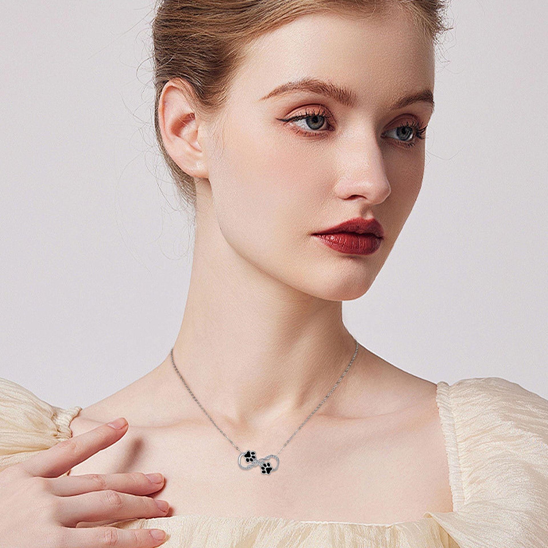 Clavicle Chain Simple Cute Dog's Paw Necklace LadyShow.Store