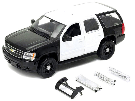 2008 Chevrolet Tahoe Unmarked Police Car Black and White 1/24 Diecast Model Car by Welly Welly