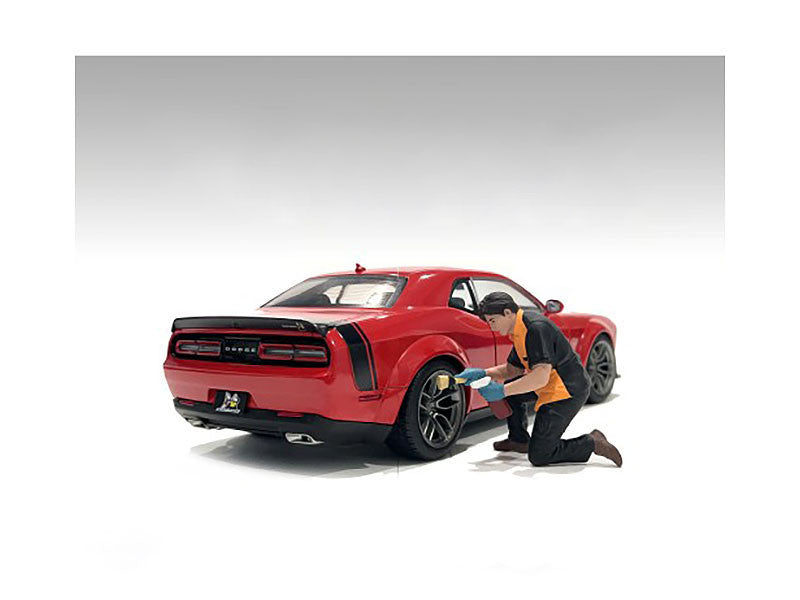 "Detail Masters" Figure 1 (Wheel Cleaning) for 1/18 Scale Models by American Diorama American Diorama