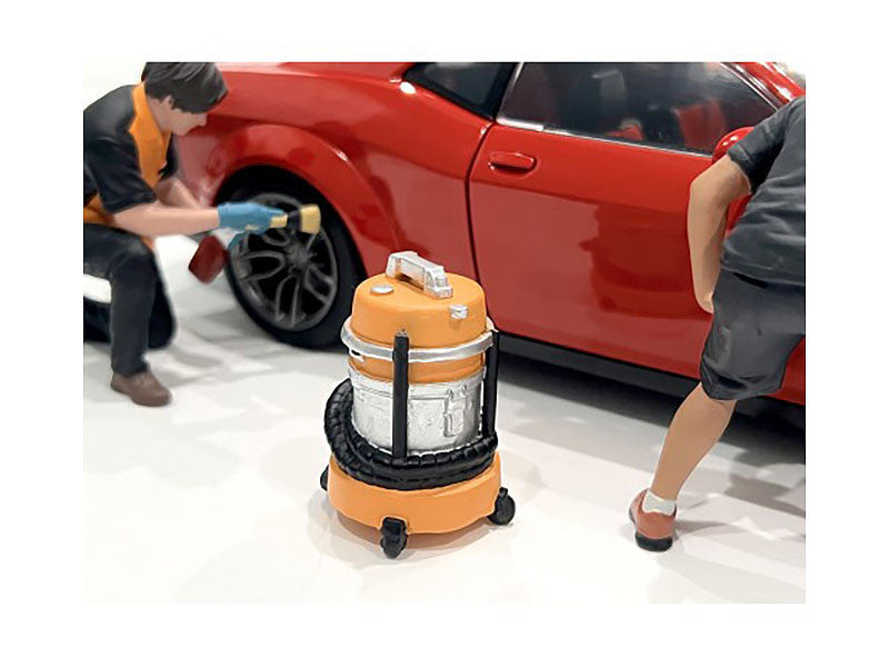 "Detail Masters" Figure 6 (Wet/Dry Vac) for 1/24 Scale Models by American Diorama American Diorama
