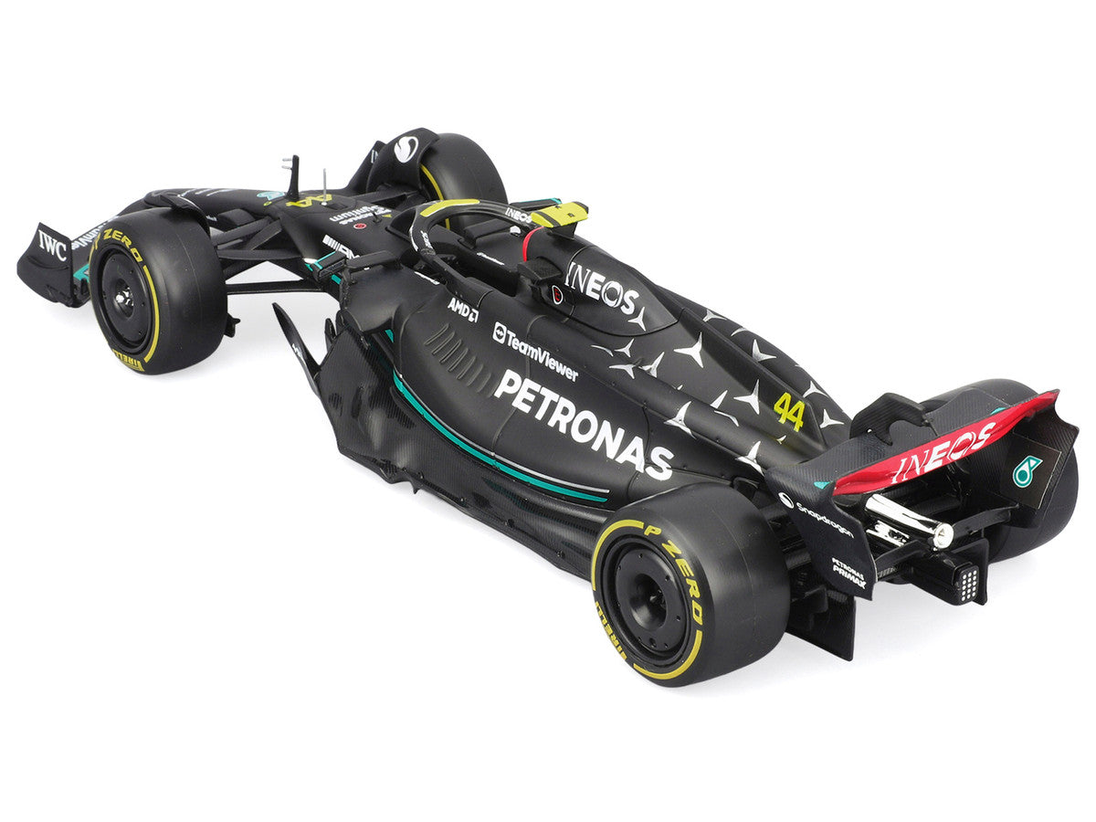 Mercedes-AMG F1 W14 E Performance #44 Lewis Hamilton "Petronas" Formula One F1 "World Championship" (2023) with Driver Figure "Race" Series 1/24 Diecast Model Car by Bburago Bburago