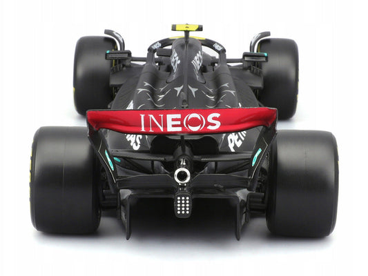 Mercedes-AMG F1 W14 E Performance #44 Lewis Hamilton "Petronas" Formula One F1 "World Championship" (2023) with Driver Figure "Race" Series 1/24 Diecast Model Car by Bburago Bburago
