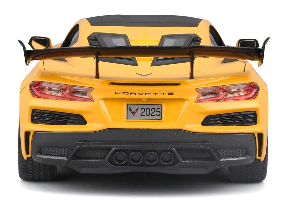 Chevrolet Corvette ZR1 Coupe Yellow with Carbon Top "Special Edition" Series 1/18 Diecast Model Car by Maisto Maisto