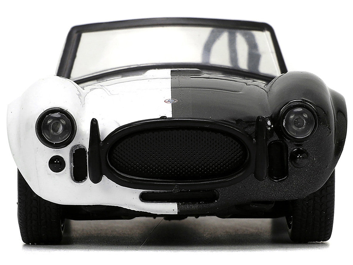 1965 Shelby Cobra 427 S/C #2 Black Metallic and White and Harvey Two-Face Diecast Figure "Batman" "Hollywood Rides" Series 1/32 Diecast Model Car by Jada Jada