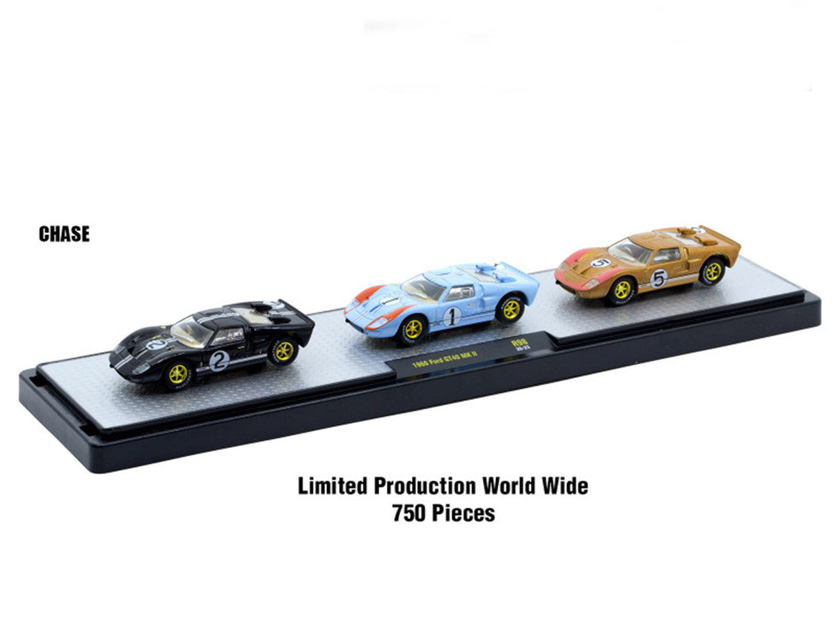 Auto Haulers Set of 3 Trucks Release 98 Limited Edition to 9400 pieces Worldwide 1/64 Diecast Model by M2 Machines M2