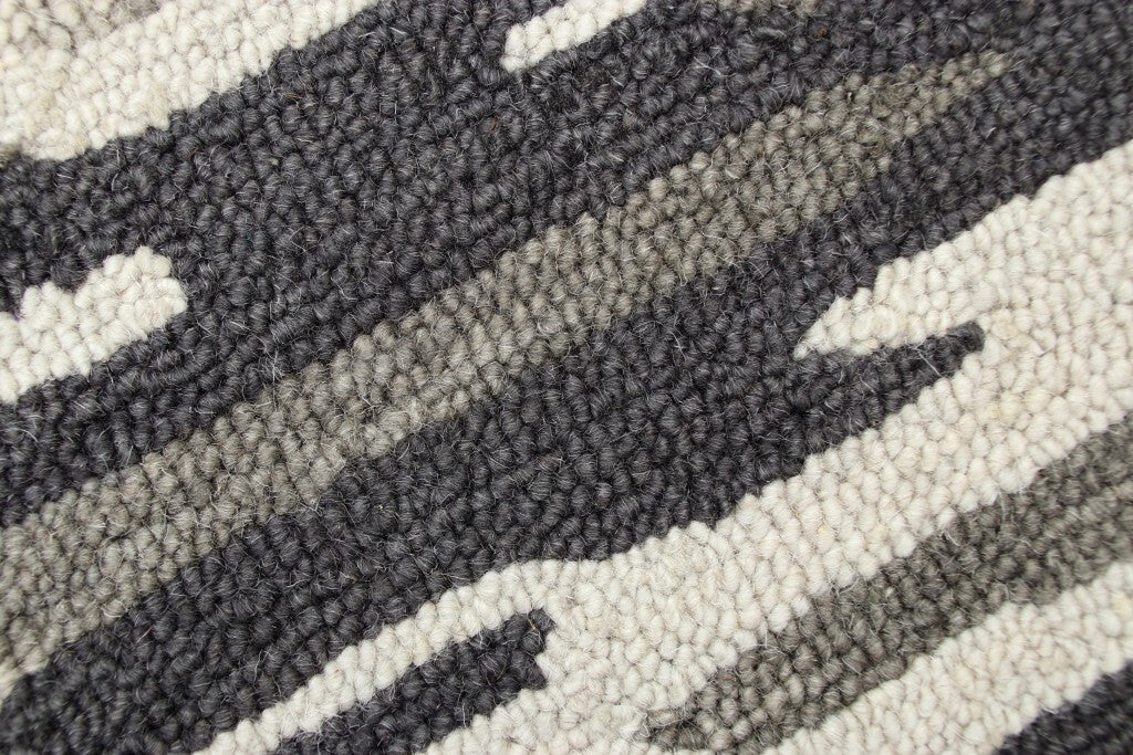 4' Round Black and Gray Camouflage Area Rug W2B