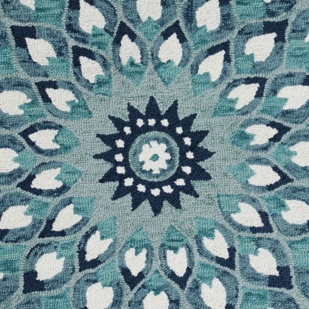 4' Round Blue and White Floral Feather Area Rug W2B