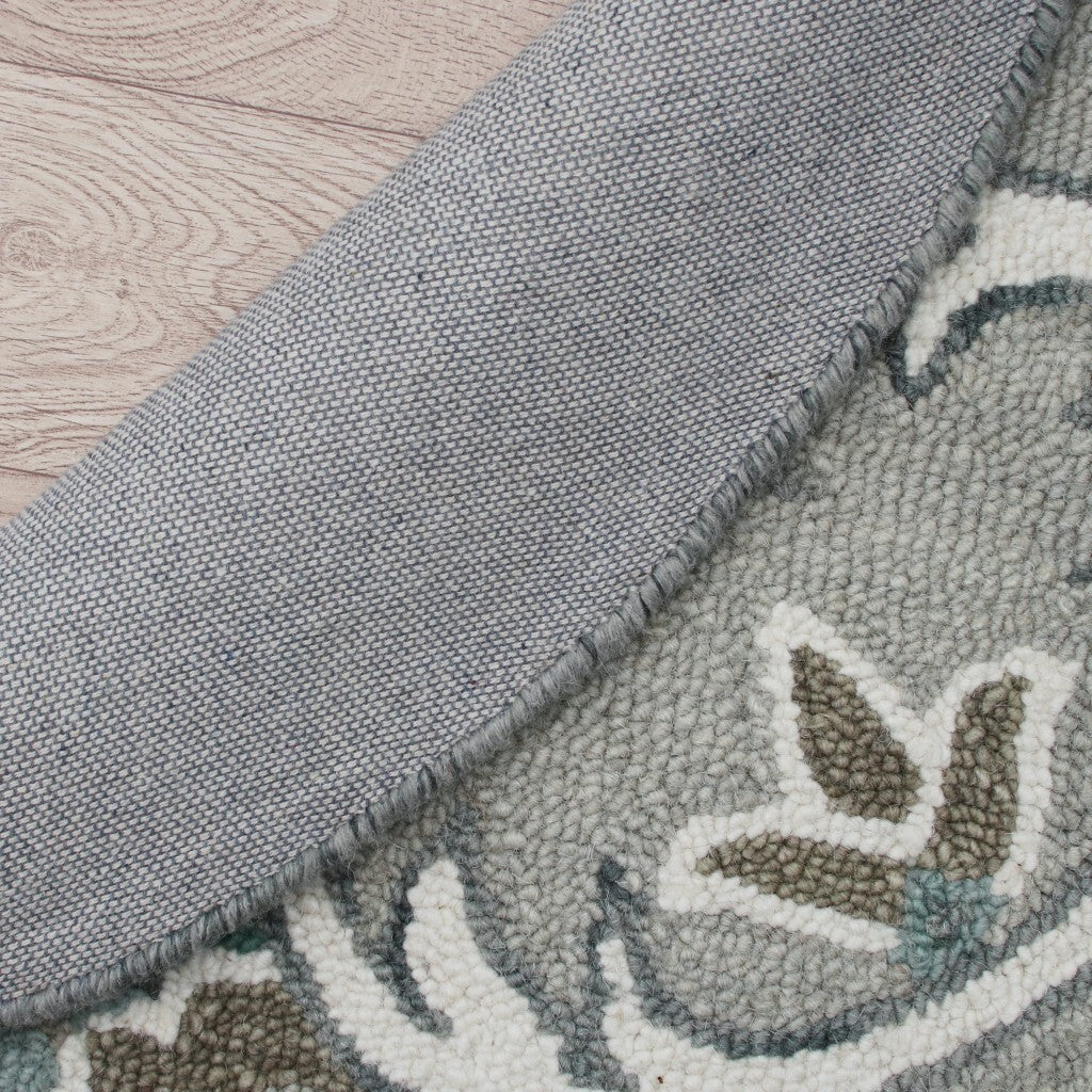 4' Round Gray and White Filigree Area Rug W2B