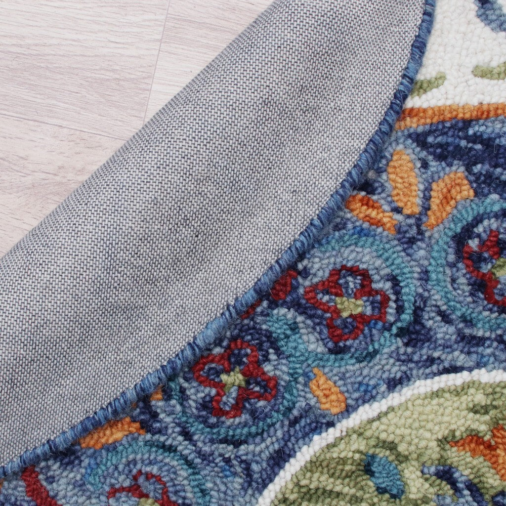 4' Round Blue and White Ornate Medallion Area Rug W2B