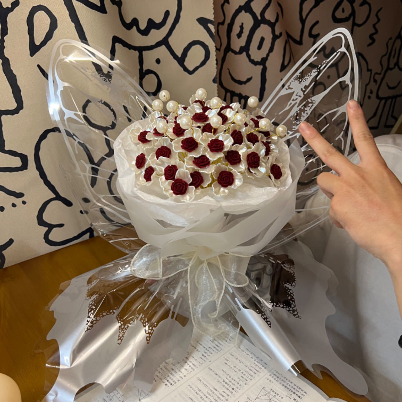 Dreamy Butterfly Rose Hand Bouquetperfect Rose Arrangement For Valentines Day Ideal As A Gift For Your Girlfriend Or Bestie CJD