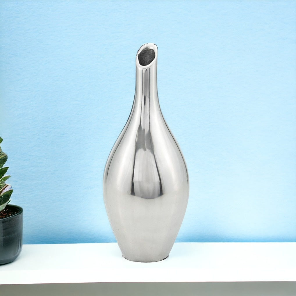 16" Silver Bud Aluminum Table Vase W2B