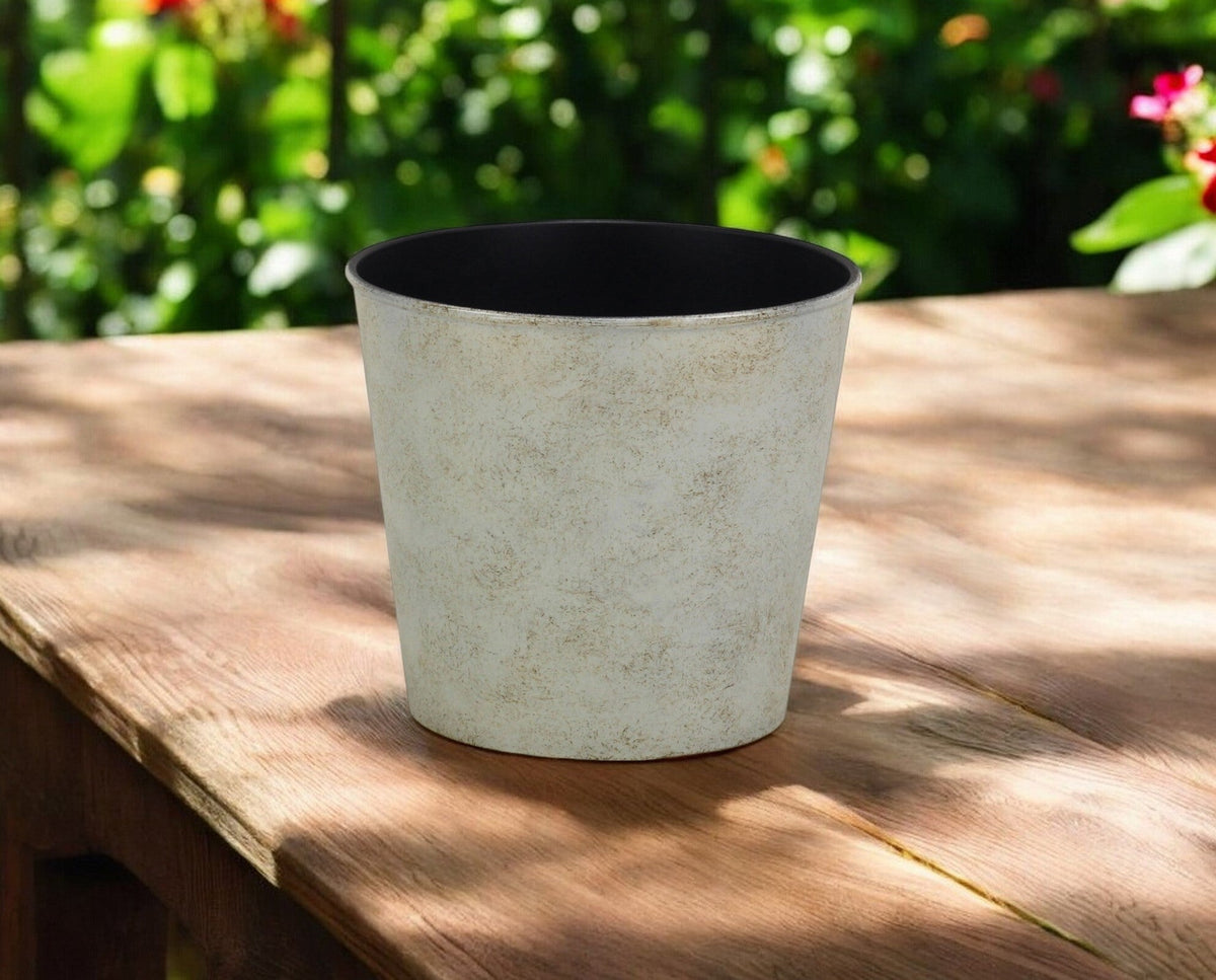 7" Silver Recycled Plastic Indoor Outdoor Round Pot Planter W2B