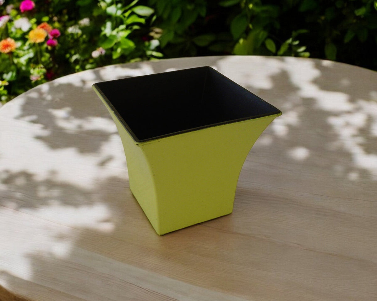 5" Yellow Recycled Plastic Indoor Outdoor Square Pot Planter W2B