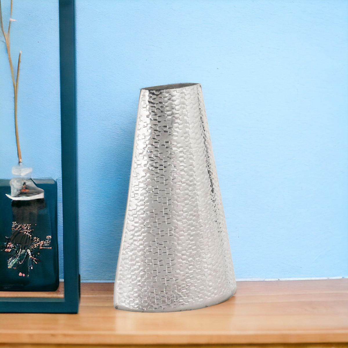 10" Silver Hammered Cone Aluminum Table Vase W2B