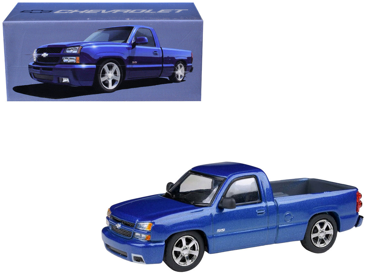2006 Chevrolet Silverado 'Cateye' Pickup Truck Ming Blue Metallic 1/64 Diecast Model Car by Paragon Models Paragon