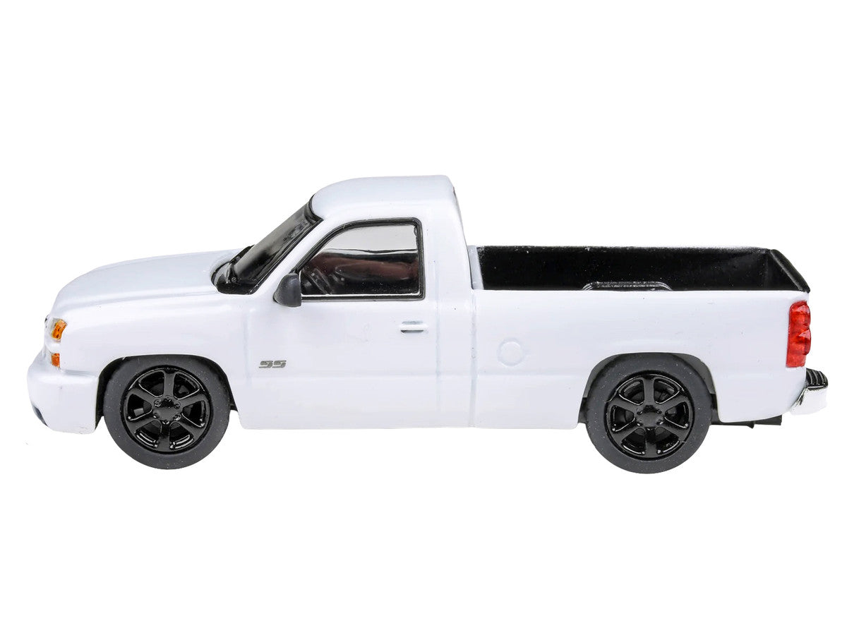 2006 Chevrolet Silverado 'Cateye' Pickup Truck Summit White 1/64 Diecast Model Car by Paragon Models Paragon