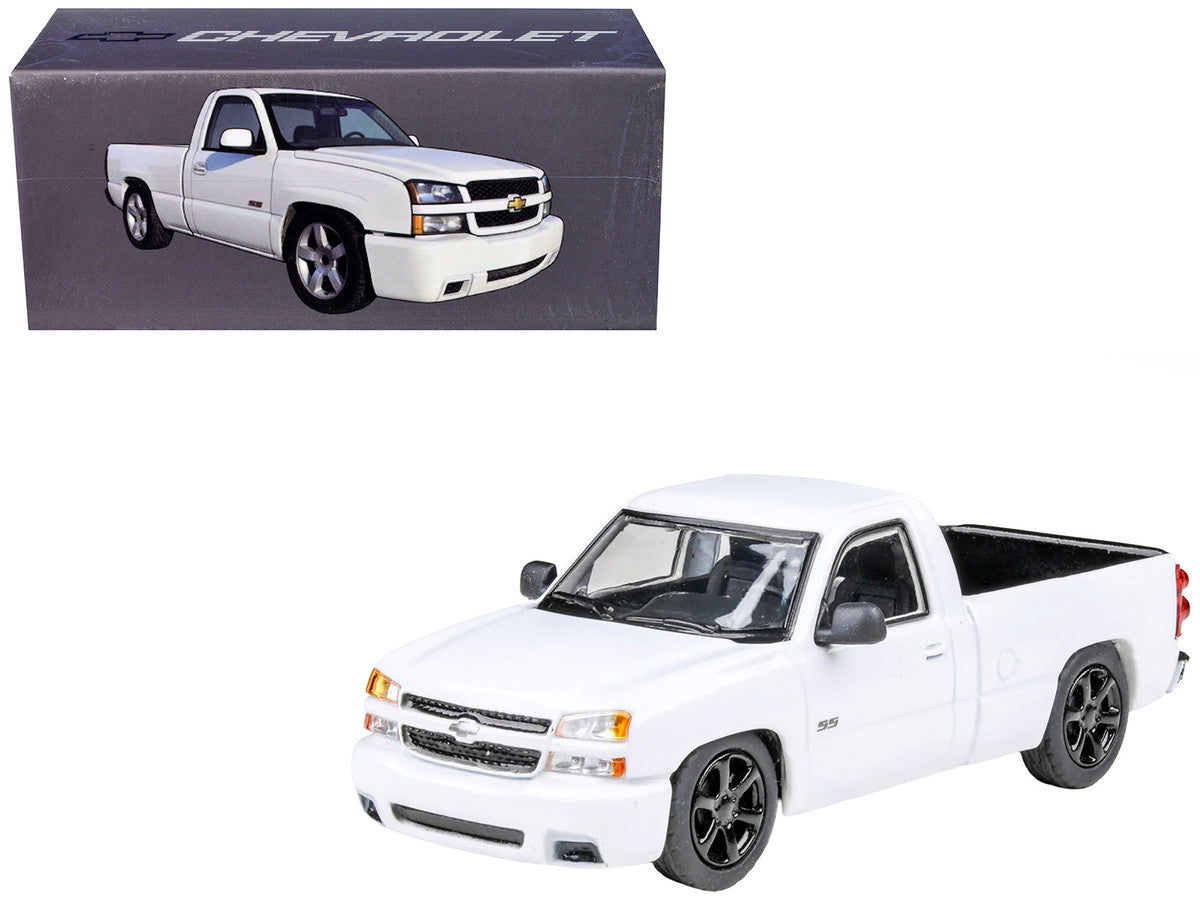 2006 Chevrolet Silverado 'Cateye' Pickup Truck Summit White 1/64 Diecast Model Car by Paragon Models Paragon