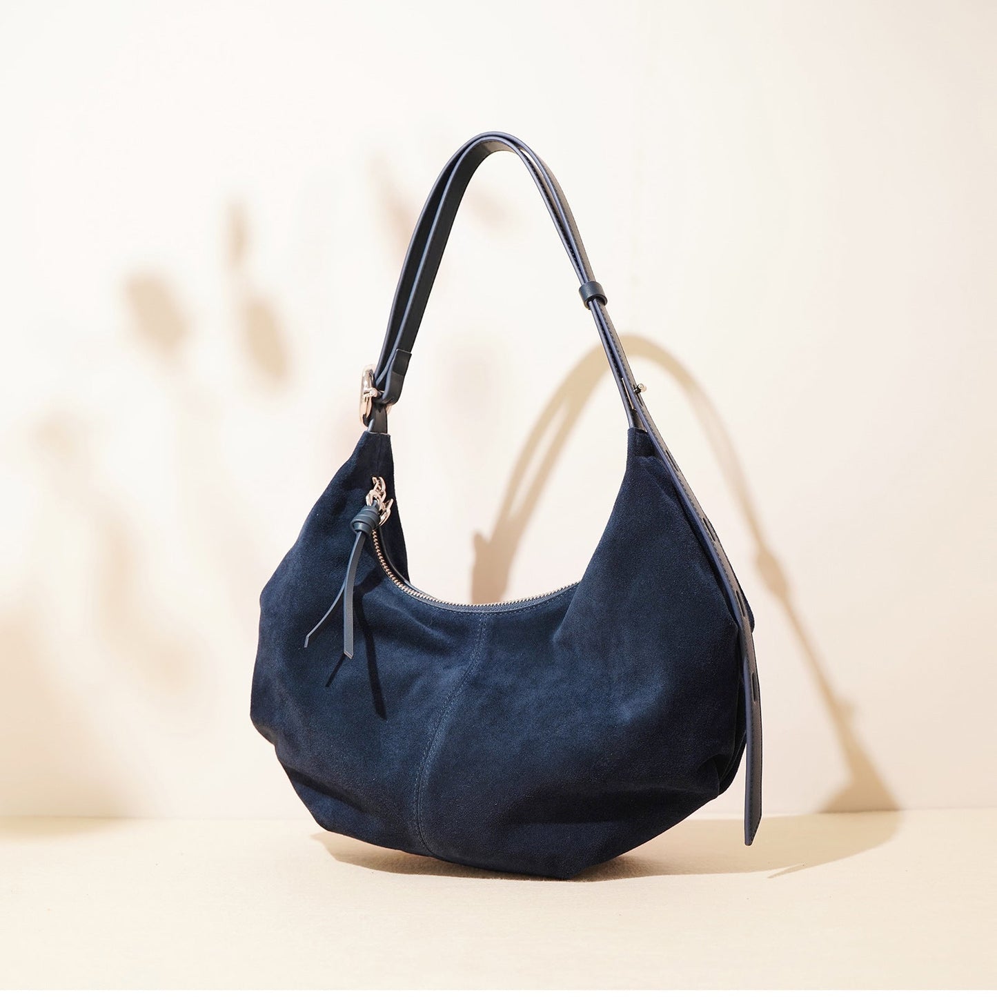 Womens Casual High-Capacity Crossbody Bag LadyShow.Store