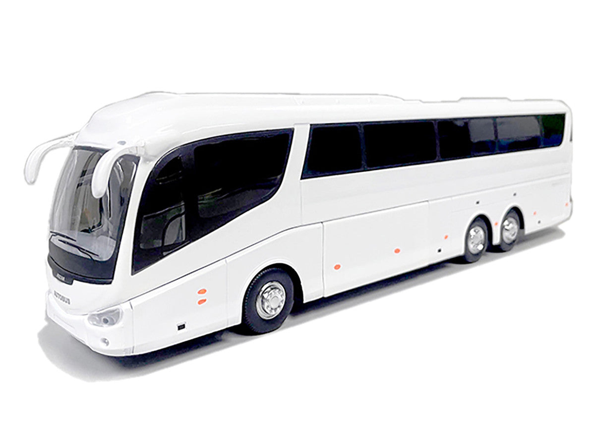 Super Coach Autobus White 1/50 Diecast Model by Cararama Cararama