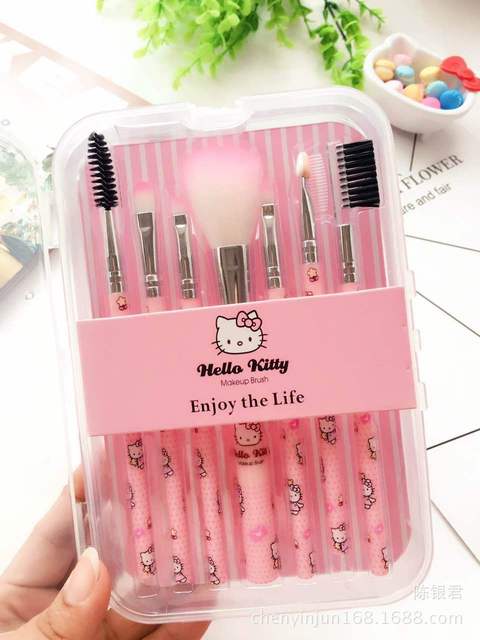 Hello Kitty Makeup Brush Set by LuxuryLifeWay