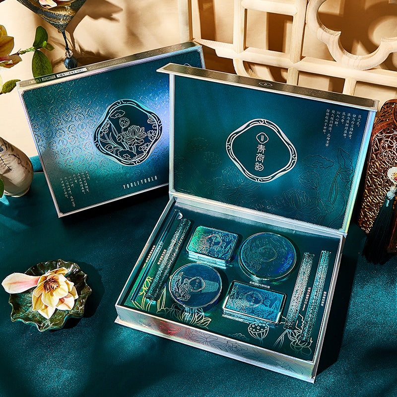 Makeup Set Eight-piece Air Cushion Lipstick Set LadyShow.Store