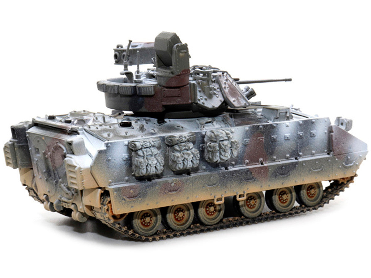 United States M2A3 Bradley IFV (Infantry Fighting Vehicle) Camouflage (Snowy Version) "NEO Dragon Armor" Series 1/72 Plastic Model by Dragon Models Dragon Models