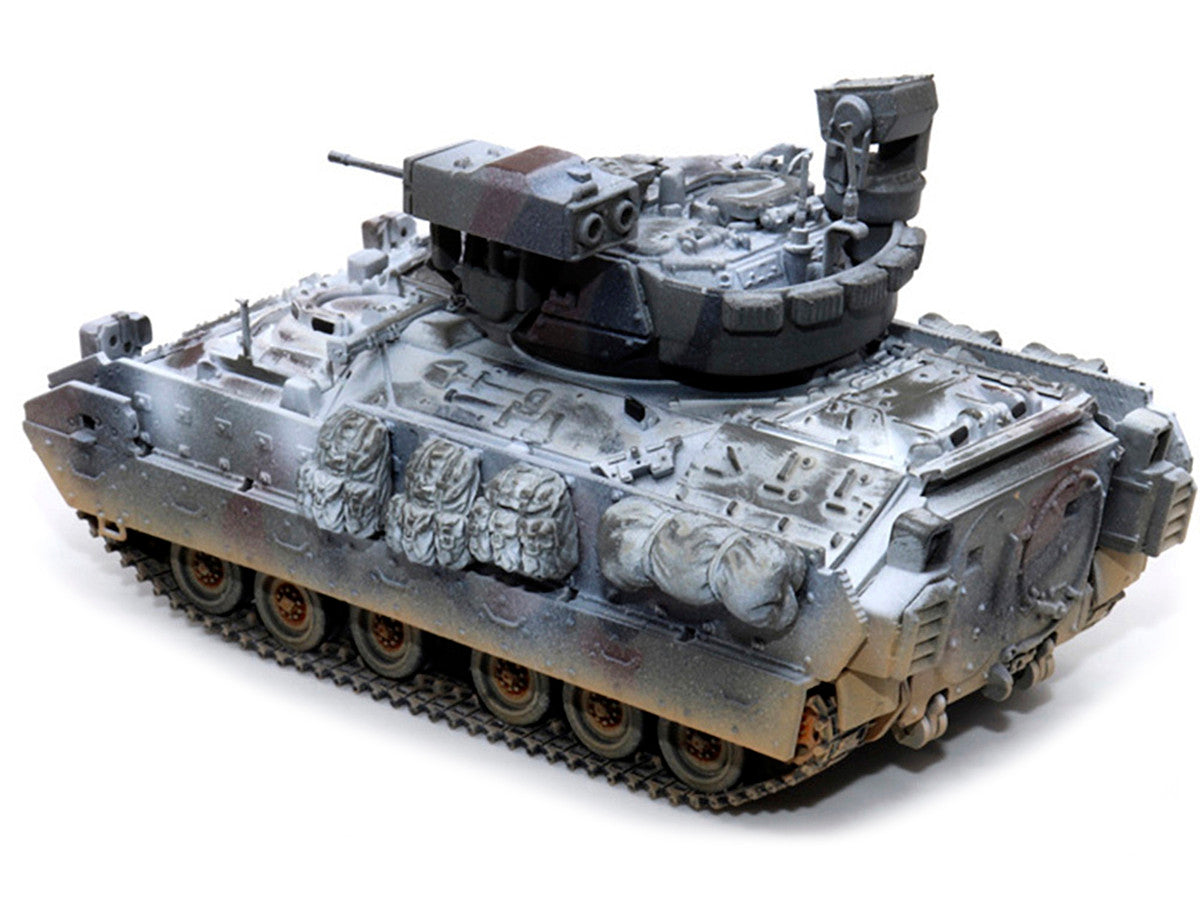 United States M2A3 Bradley IFV (Infantry Fighting Vehicle) Camouflage (Snowy Version) "NEO Dragon Armor" Series 1/72 Plastic Model by Dragon Models Dragon Models