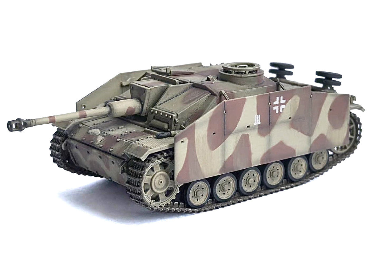 Germany StuG III Ausf. G "Early Production" with Schurzen Tank "Pz.Gren.Div. Totenkopf Kursk" (1943) "NEO Dragon Armor" Series 1/72 Plastic Model by Dragon Models Dragon Models