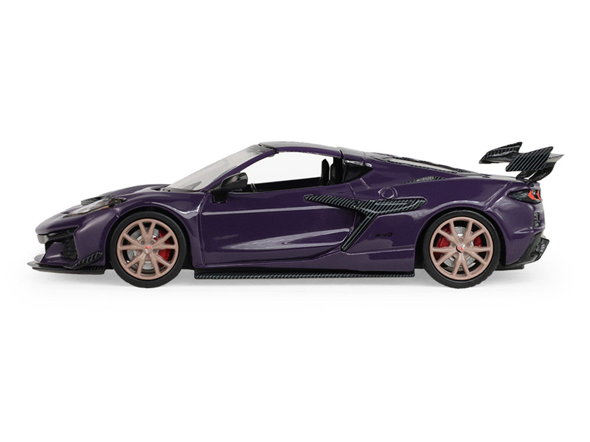 2025 Chevrolet Corvette ZR1 Hysteria Purple Metallic with Carbon Top "Auto Mall" Series 8 1/64 Diecast Model Car by Greenlight Greenlight