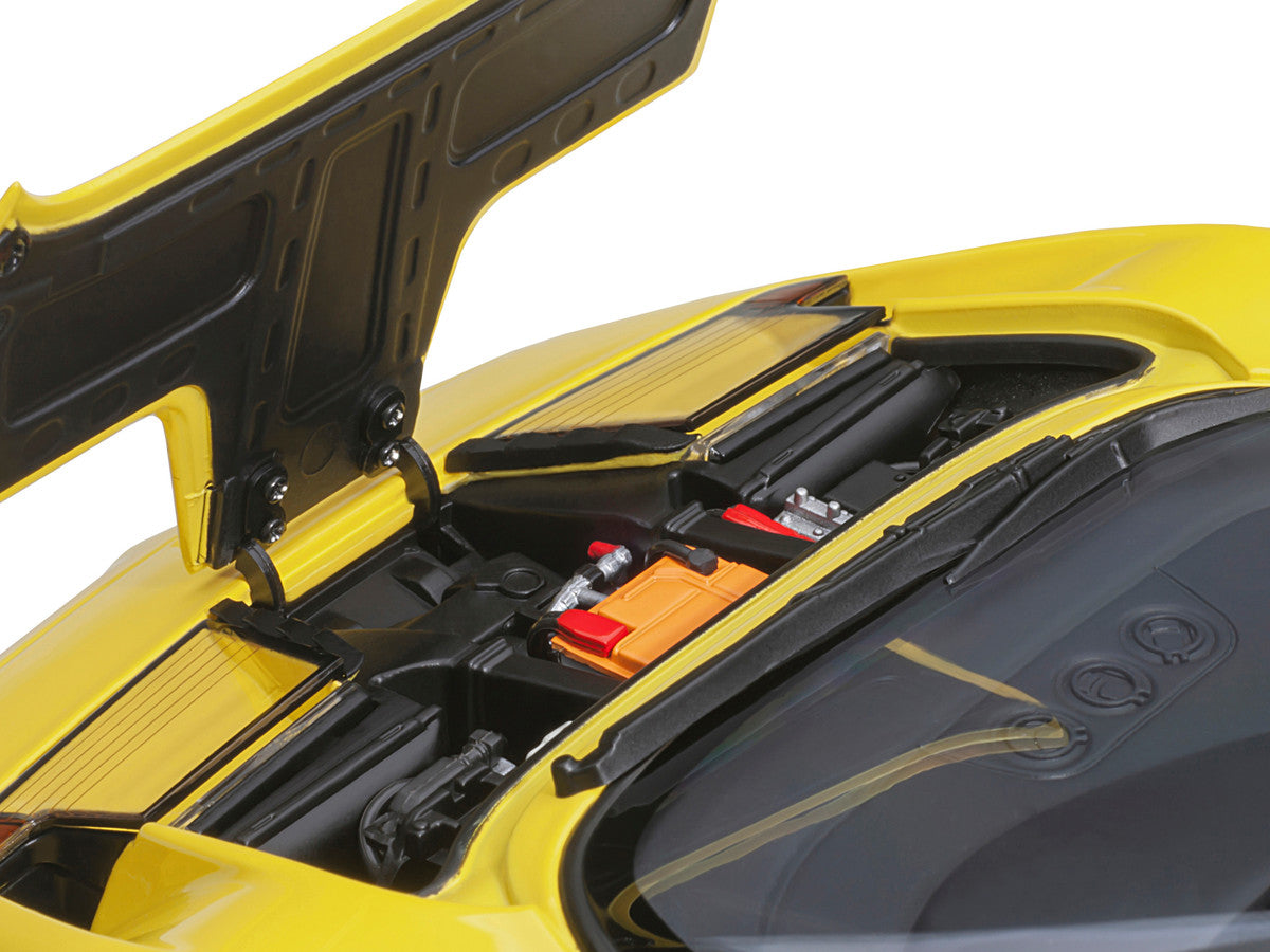 Bugatti EB110 SS Super Sport Giallo Bugatti Yellow with Silver Wheels 1/18 Model Car by Autoart Autoart