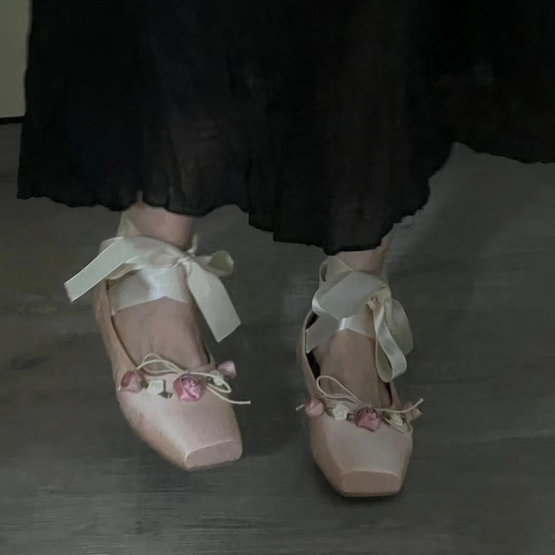 Women Wearing Ballet Shoes With Cross Straps LadyShow.Store